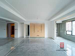 榮盛華府185平油工在施工地現(xiàn)場