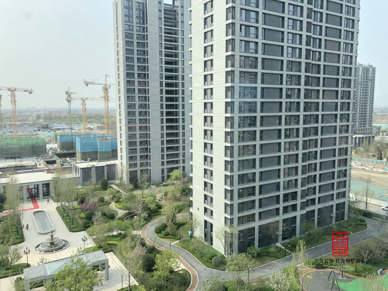 融創(chuàng)中心217平米四居裝修施工現(xiàn)場