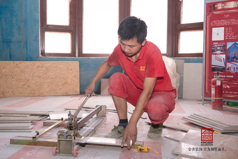 天山國(guó)賓一號(hào)150平瓦工施工現(xiàn)場(chǎng)