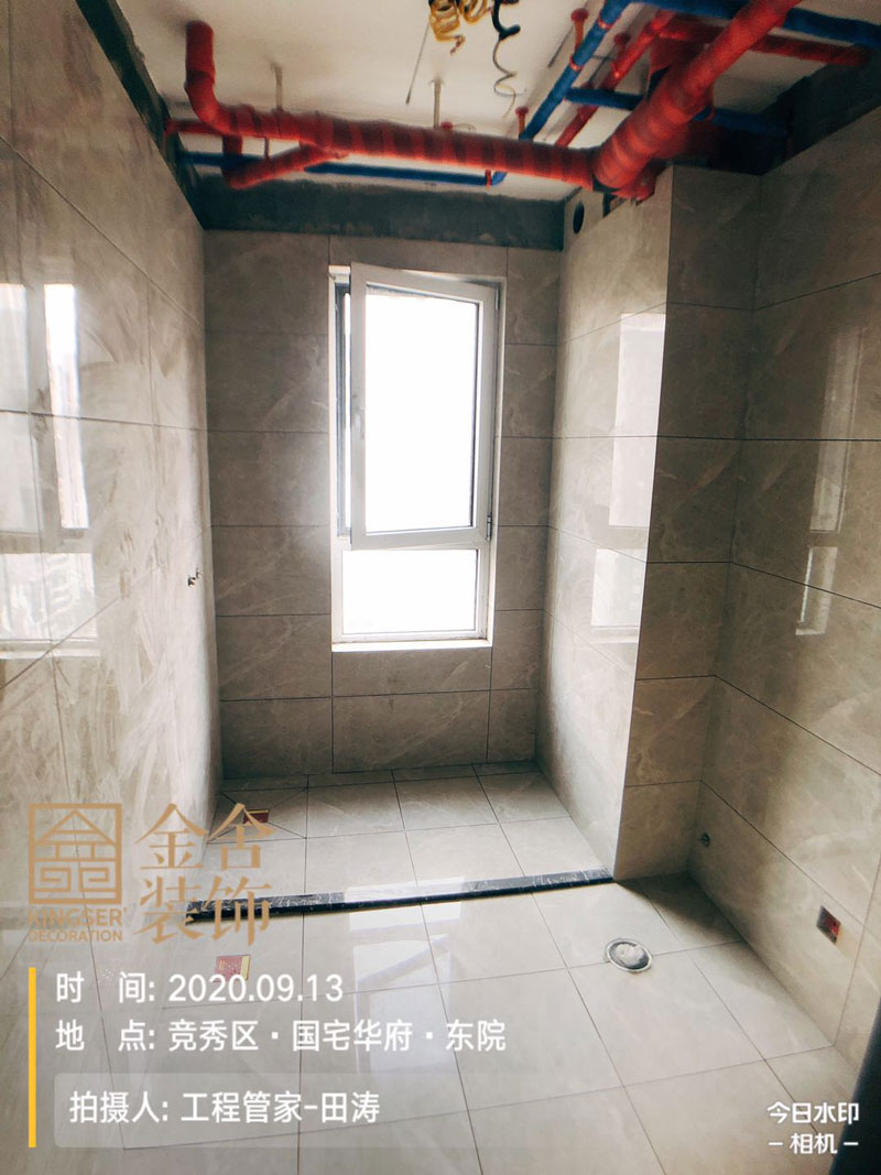 保定國(guó)宅華府136平米裝修施工現(xiàn)場(chǎng)