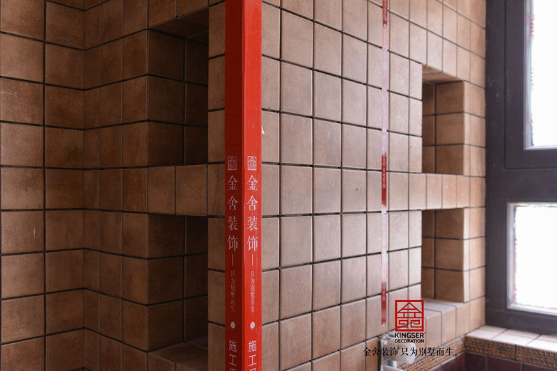 榮盛華府裝修施工現(xiàn)場油工階段